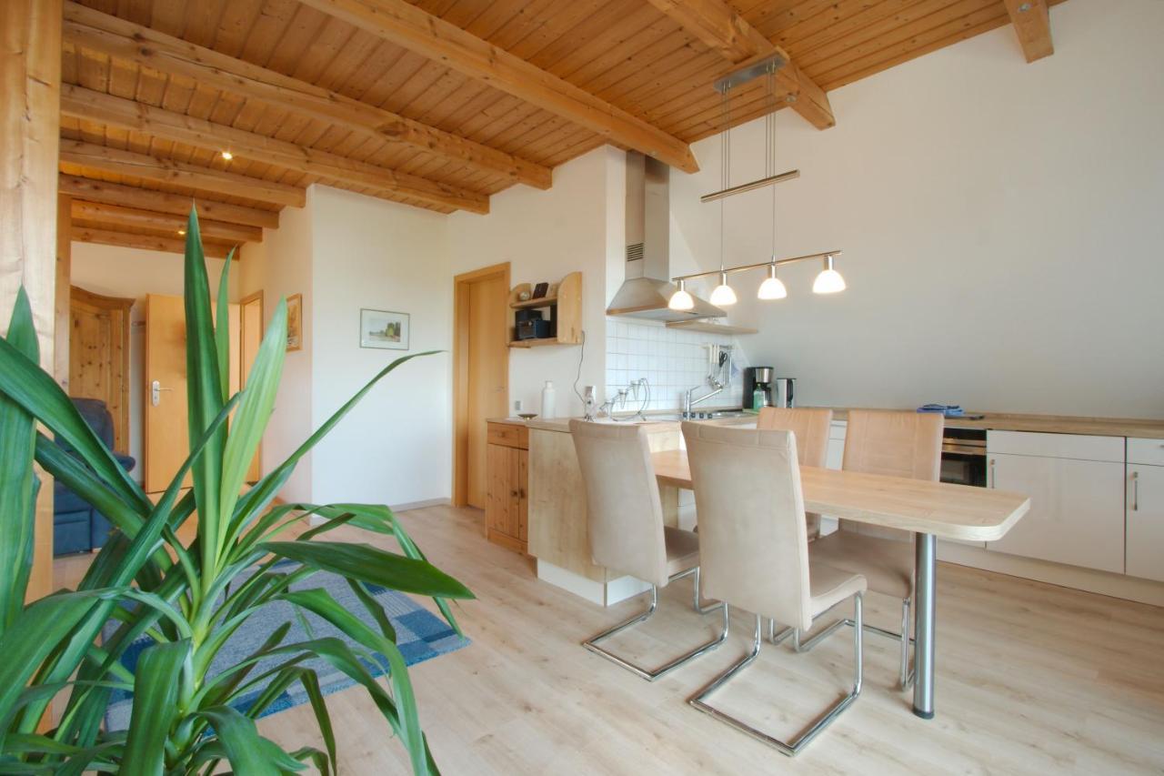 Zwei Ferienwohnungen Ankerpatz 70 Qm Mit Loggia & Puppenstube 50 Qm Mit Gartenterrasse In Hagenburg Naehe Steinhuder Meer Exterior photo