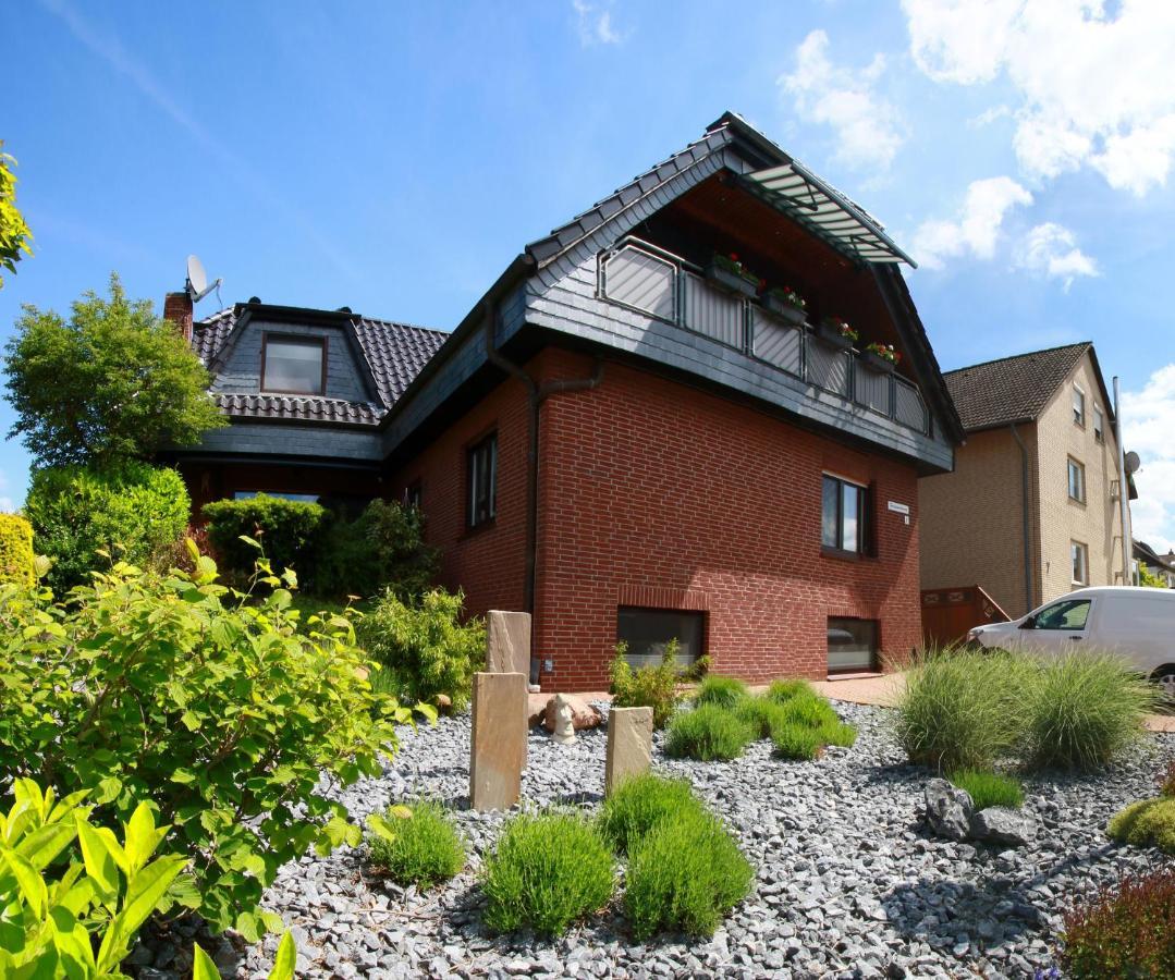 Zwei Ferienwohnungen Ankerpatz 70 Qm Mit Loggia & Puppenstube 50 Qm Mit Gartenterrasse In Hagenburg Naehe Steinhuder Meer Exterior photo